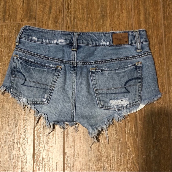 ❌ SOLD AE high Waisted distressed - Picture 3 of 5